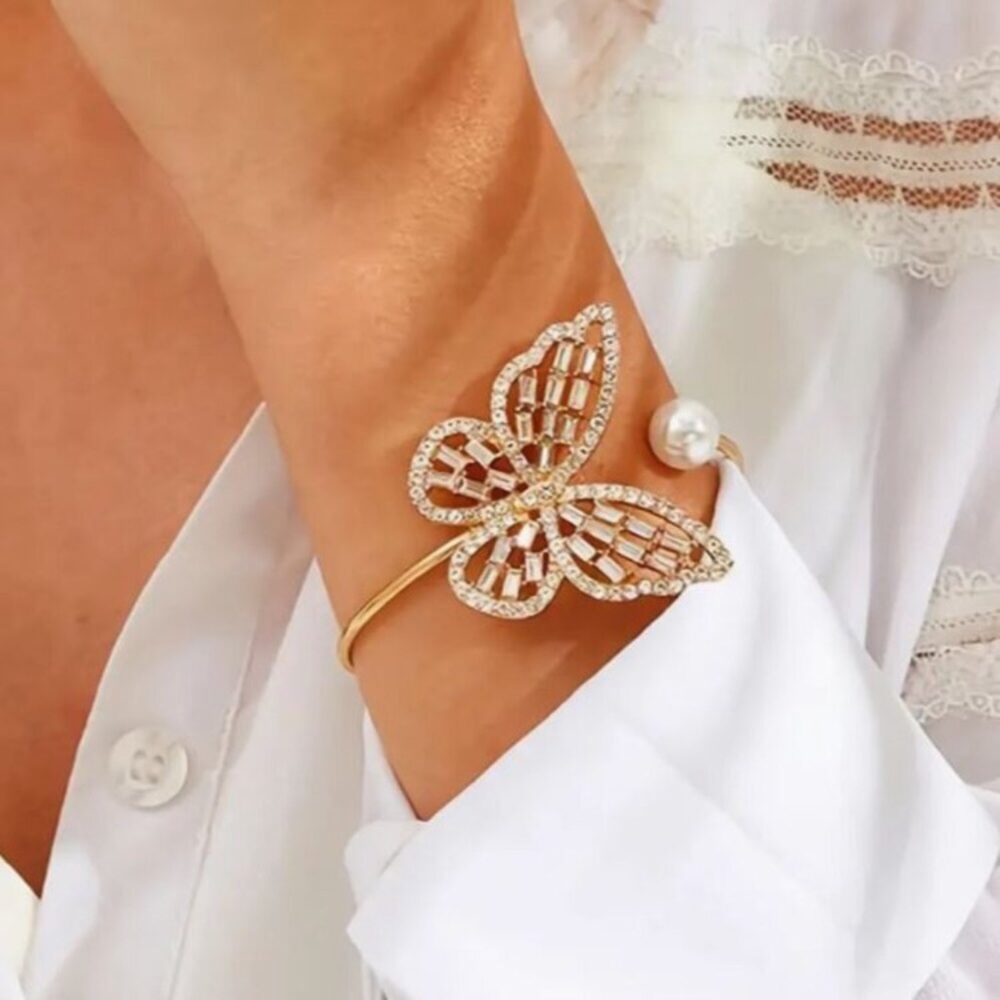 NEW 24k Gold Plated Pearl Crystal Butterfly Bangle Bracelet